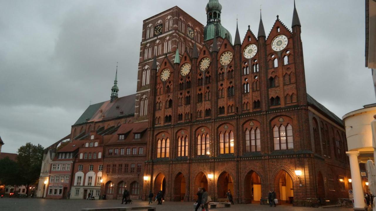 Apartamento Gutshaus Alt-Jargenow Alt Jargenow Exterior foto